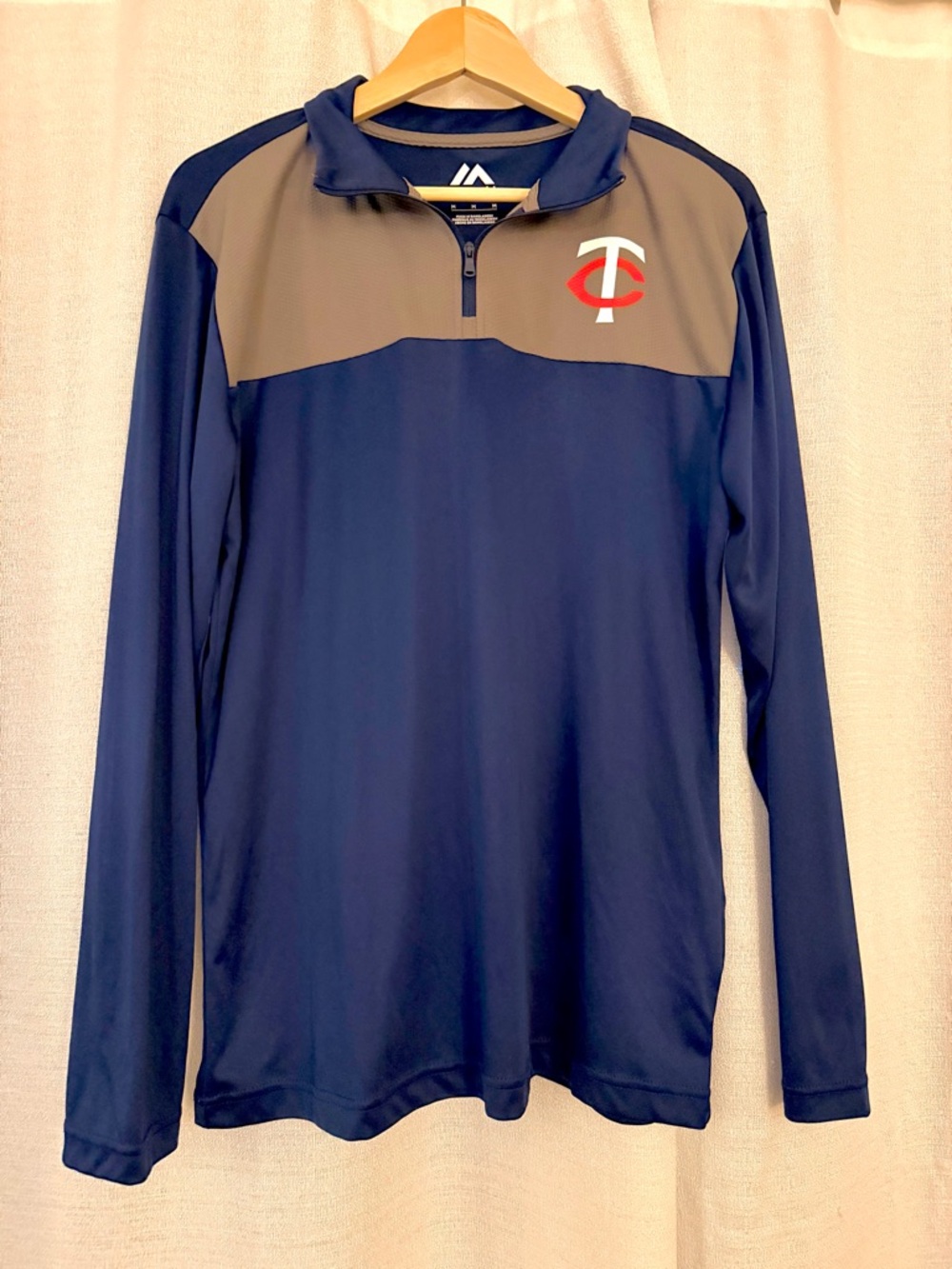 Majestic Navy Pullover w/Gray Detail & White/Red Logo